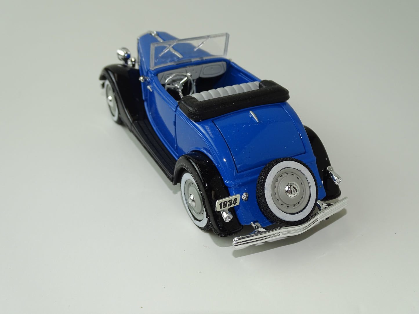 1934 Ford Roadster